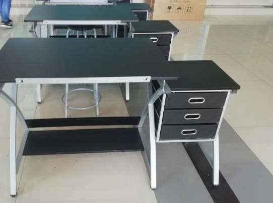 Wholesale Cheap Price Plastic Drawing Table with Metal